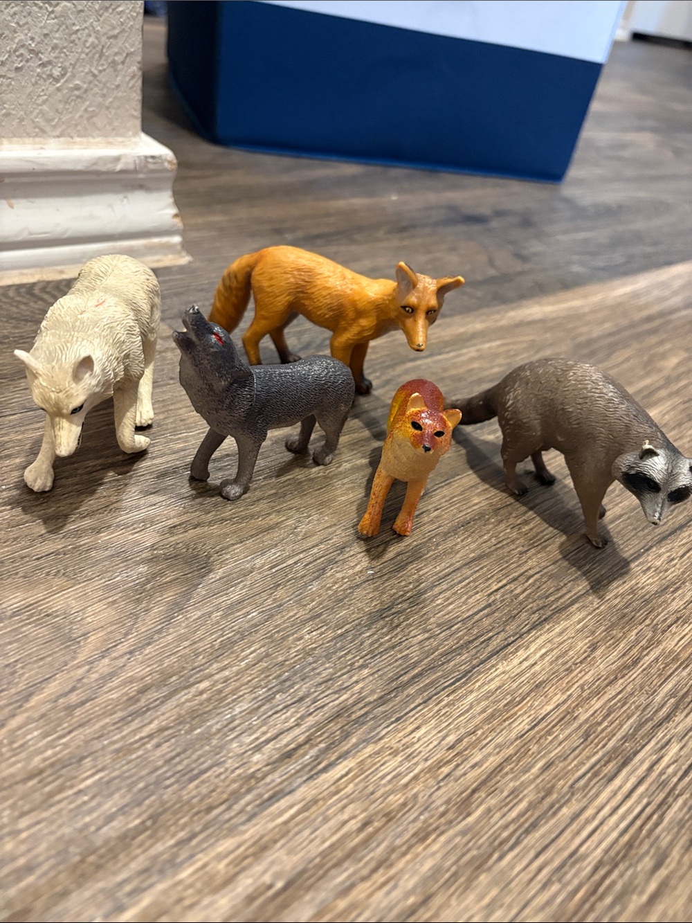 FREE in bundle toy animal wolf fox Assorted Wild Animal Toy Set - Multicolor